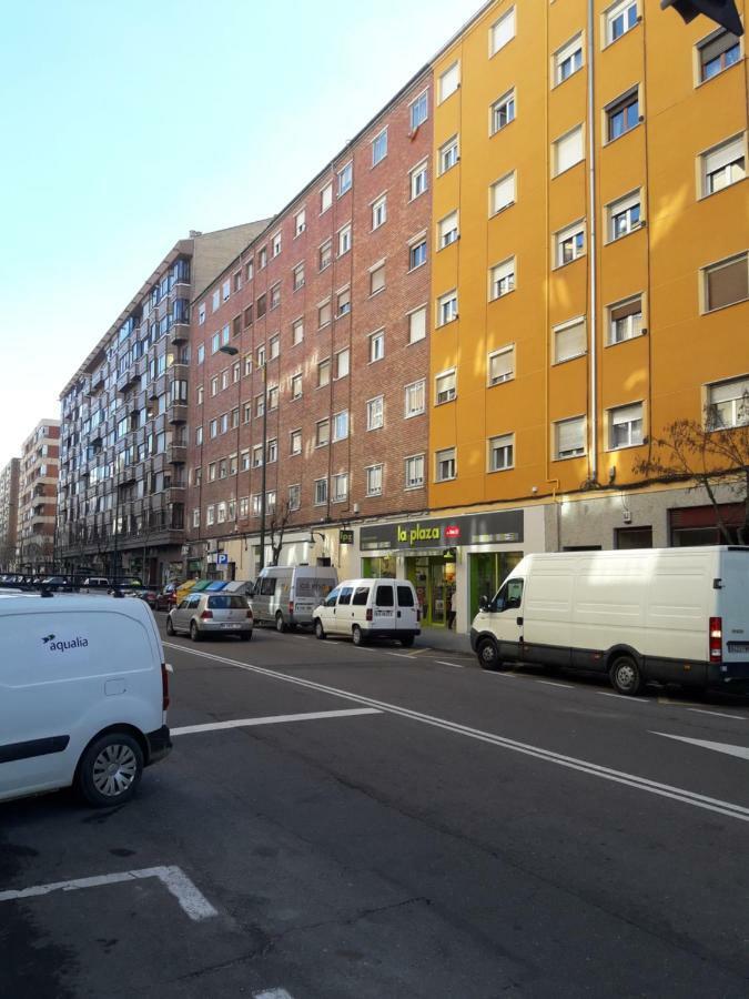 Rent Apartment And Flat サラマンカ エクステリア 写真